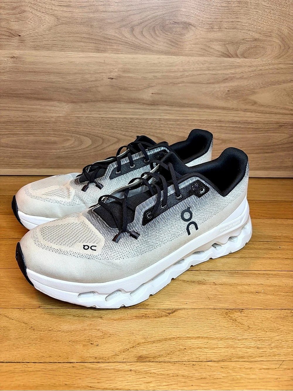 On Cloudtilt Men's Sneakers in Black / Ivory - Size 11
